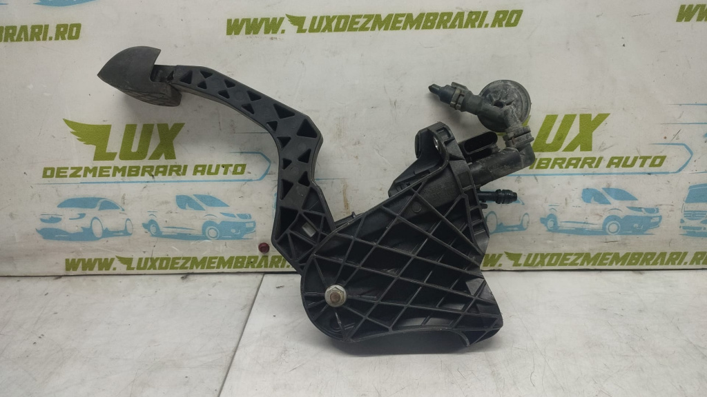 Pedala ambreiaj 1k1721059et Seat Leon 2 1P [facelift] [2009 - 2012]