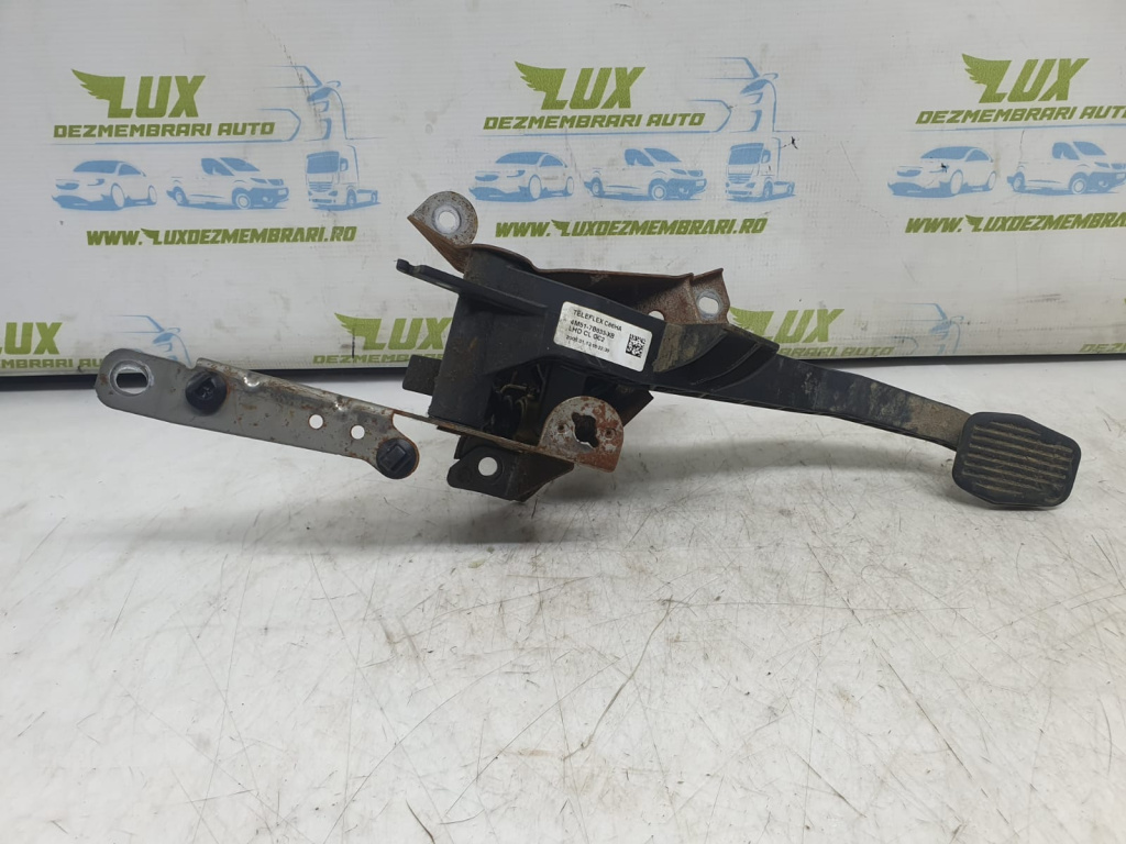 Pedala ambreiaj 4m51-7b633-xb 1.6 tdci Ford Focus 2 [2004 - 2008]