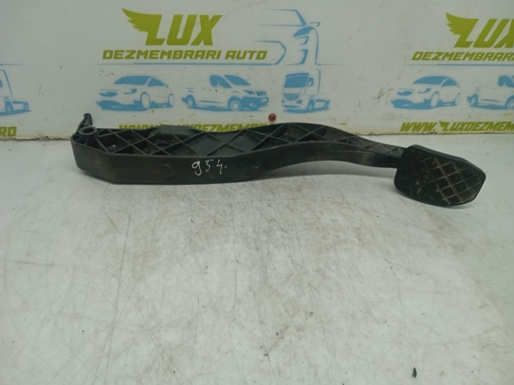 Pedala ambreiaj 7H1721315A Volkswagen VW Transporter T5 [facelift] [2009 - 2015] 2.0 tdi CAAC