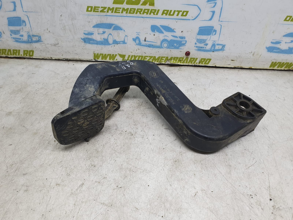 Pedala ambreiaj A6382900416 Mercedes-Benz Vito W638 [1996 - 2003] 2.2 cdi 611.980