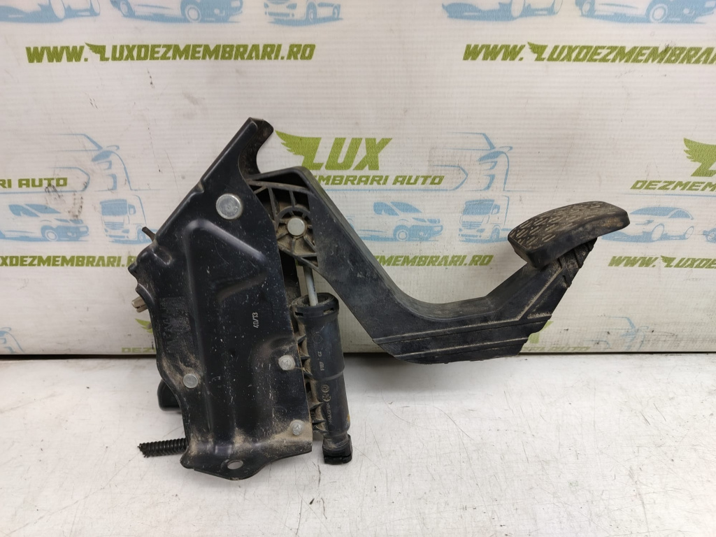Pedala ambreiaj A9062900212 Mercedes-Benz Sprinter 2 906 [2006 - 2013]