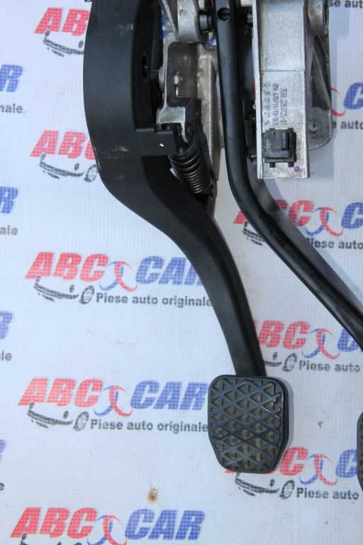 Pedala ambreiaj BMW Seria 3 2005-2012 E90 35.31-6761310