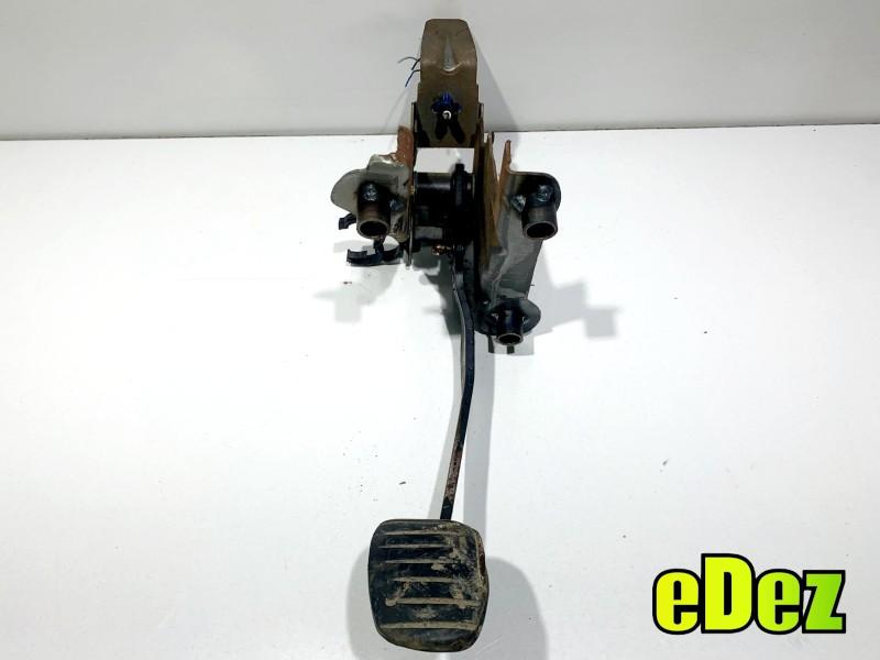 Pedala ambreiaj Dacia Dokker (2011->) 1.5 dci K9K (612) 465031703R