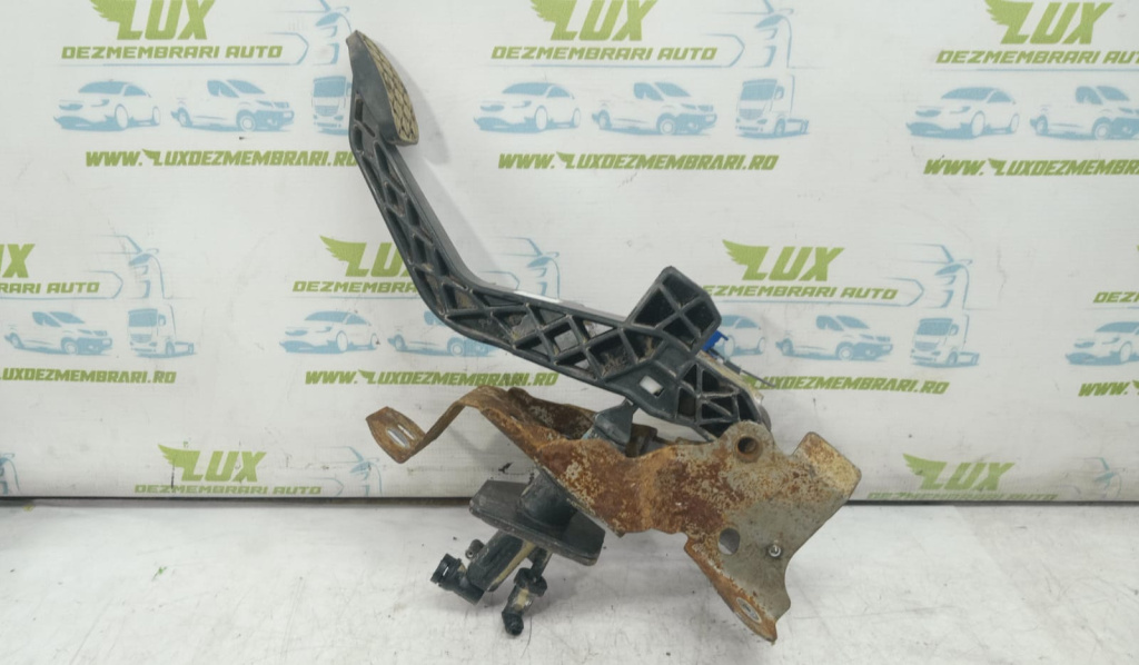 Pedala ambreiaj kd43-41400-b Mazda 3 BM [2013 - 2016]