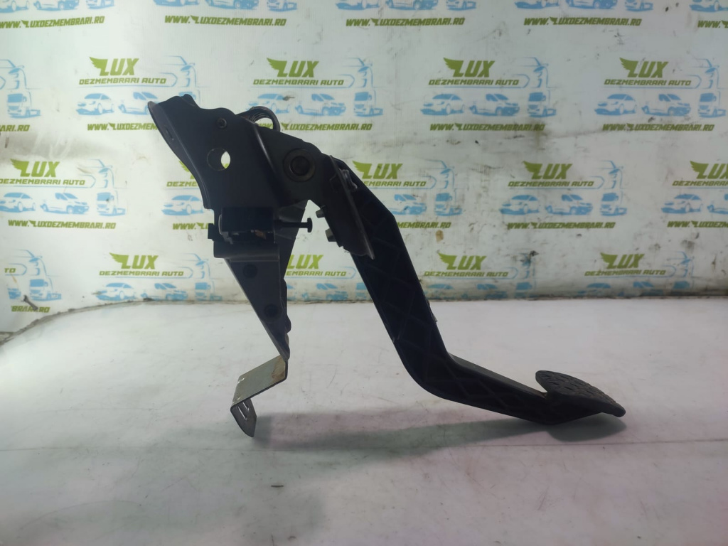 Pedala ambreiaj KE4041300 Mazda 3 BM [2013 - 2016] 2.2 d SH