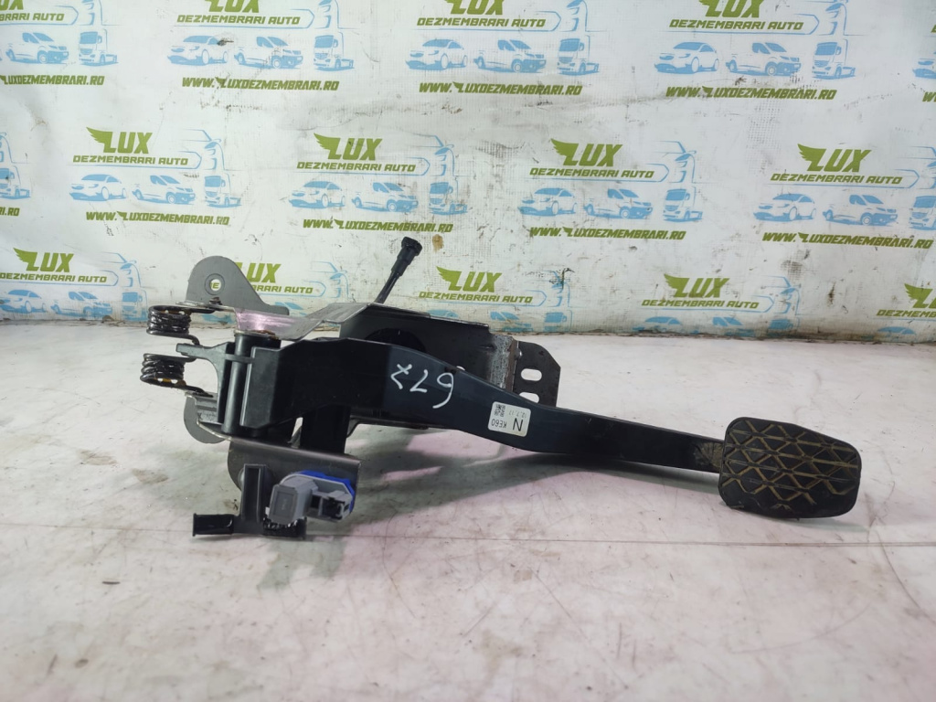 Pedala ambreiaj KE4041300 Mazda CX-5 (KE) [2011 - 2015] 2.2 d SHY1