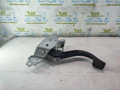 Pedala ambreiaj Opel Astra H [2004 - 2007] 1.4 benzina Z14XEP