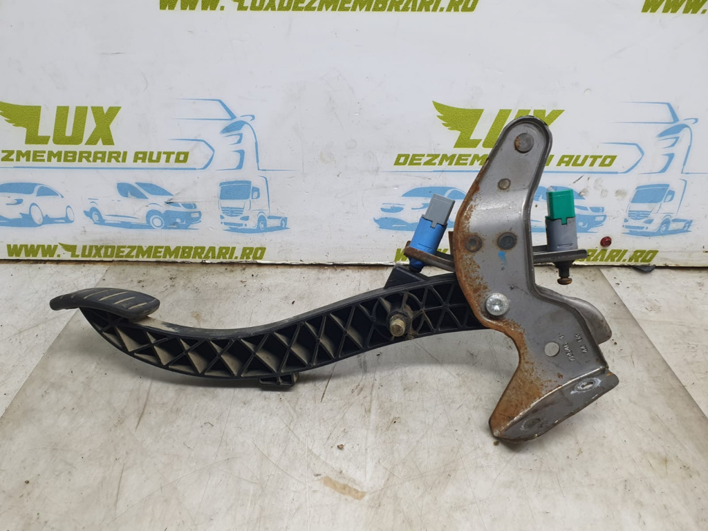 Pedala ambreiaj Renault Megane 2 [2002 - 2006] 1.9 dci F9Q800