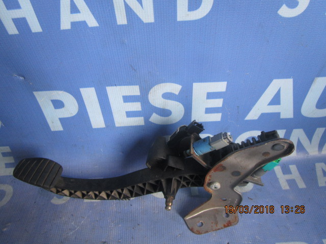 Pedala ambreiaj Renault Scenic 1.9dci ; 8200155995