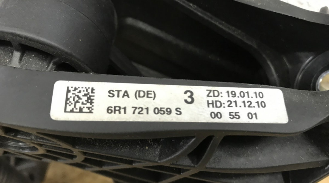 Pedala ambreiaj Skoda Fabia 1.2TSI hatchback 2011 (6R1721059S)