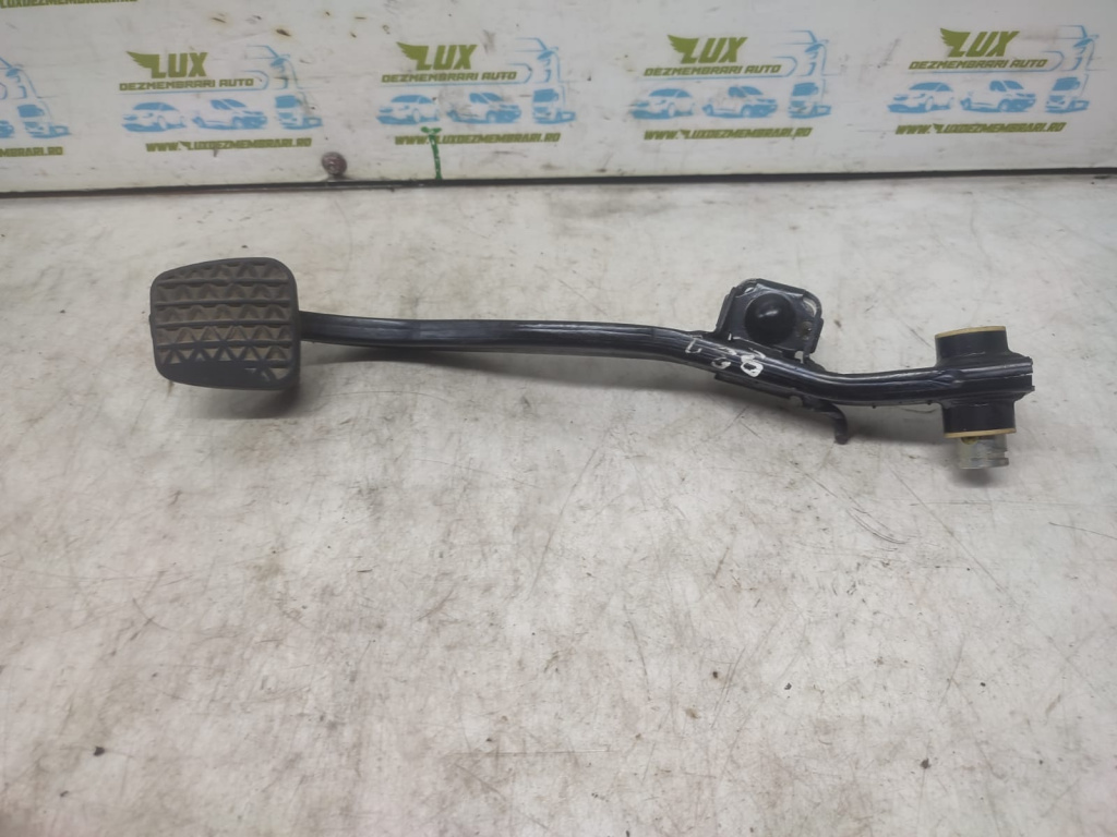 Pedala ambreiaj Volkswagen VW Golf Plus [2004 - 2009] 1.9 tdi BRU