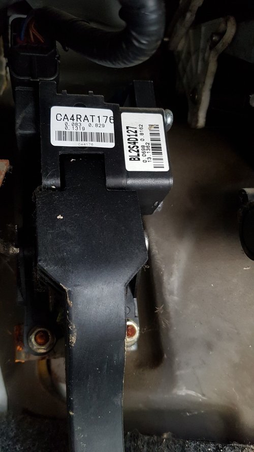 Pedala de accelerație hyundai h1 diesel 2001