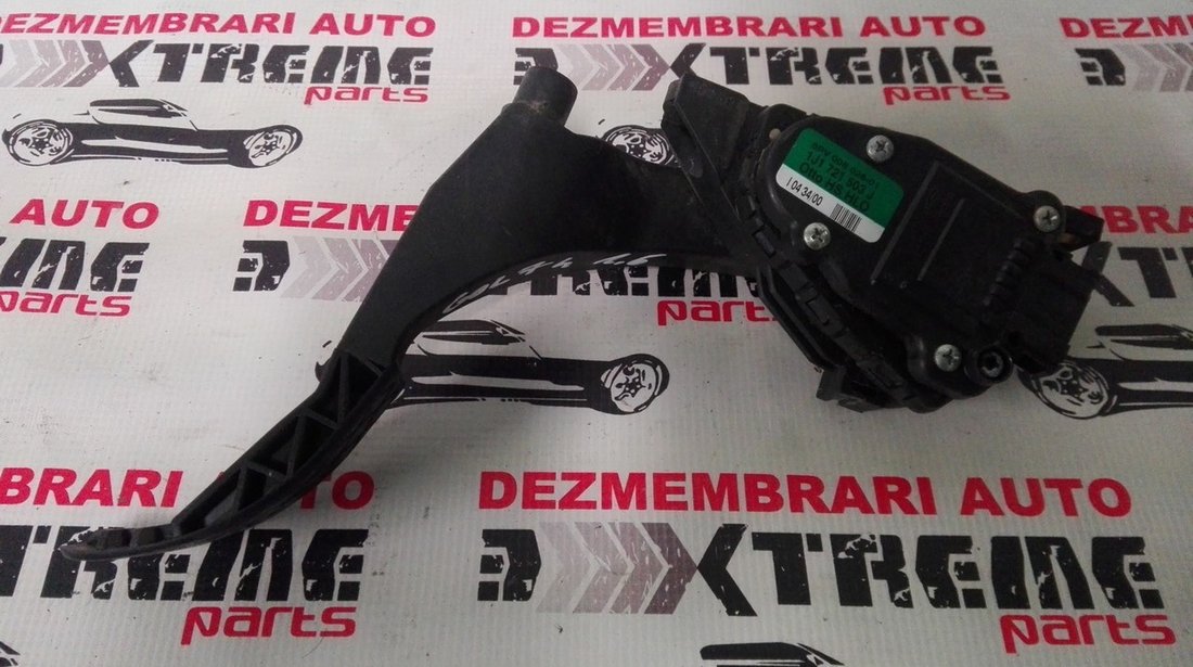 pedala de acceleratie 1J1721503J pentru Volkswagen Golf 4