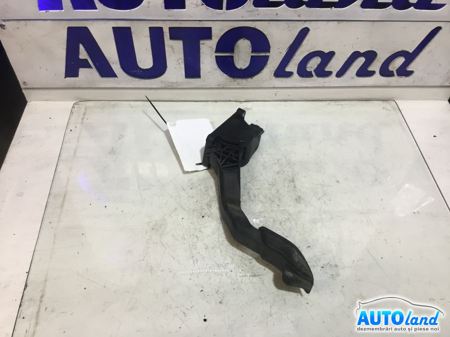 Pedala de Acceleratie 9680756880 1.6 HDI Peugeot 207 2006