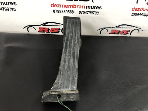 Pedala de acceleratie BMW 730 d E65 sedan 2008 (35426772645)