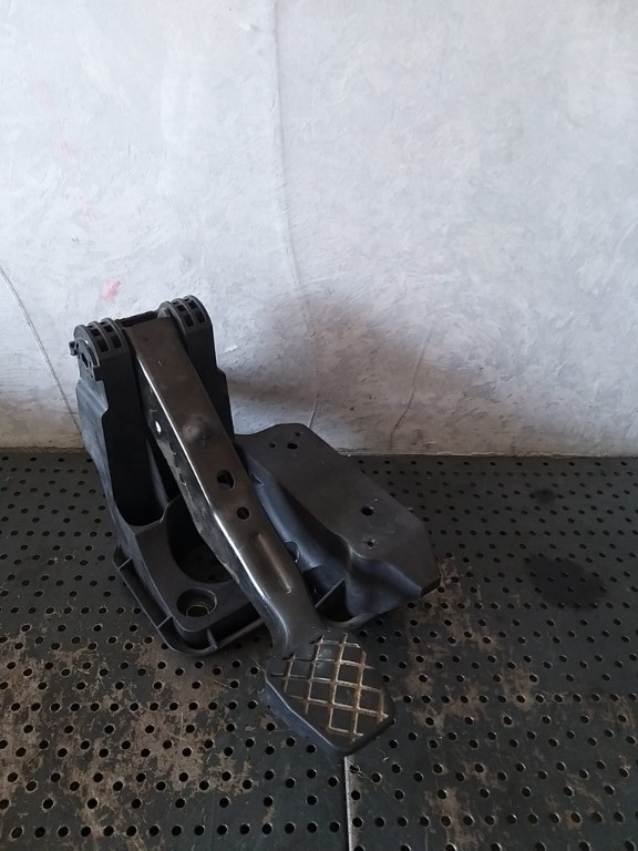 Pedala frana 1.2 tdi seat ibiza 6j 6r1721058