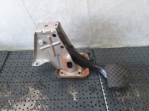 Pedala frana 2.0 tdi vw passat b6 3c 1k1723057ar
