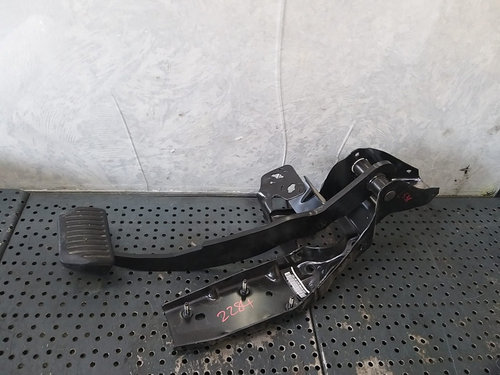Pedala frana 2.2 d land rover range rover evoque l538 bj322d094cb