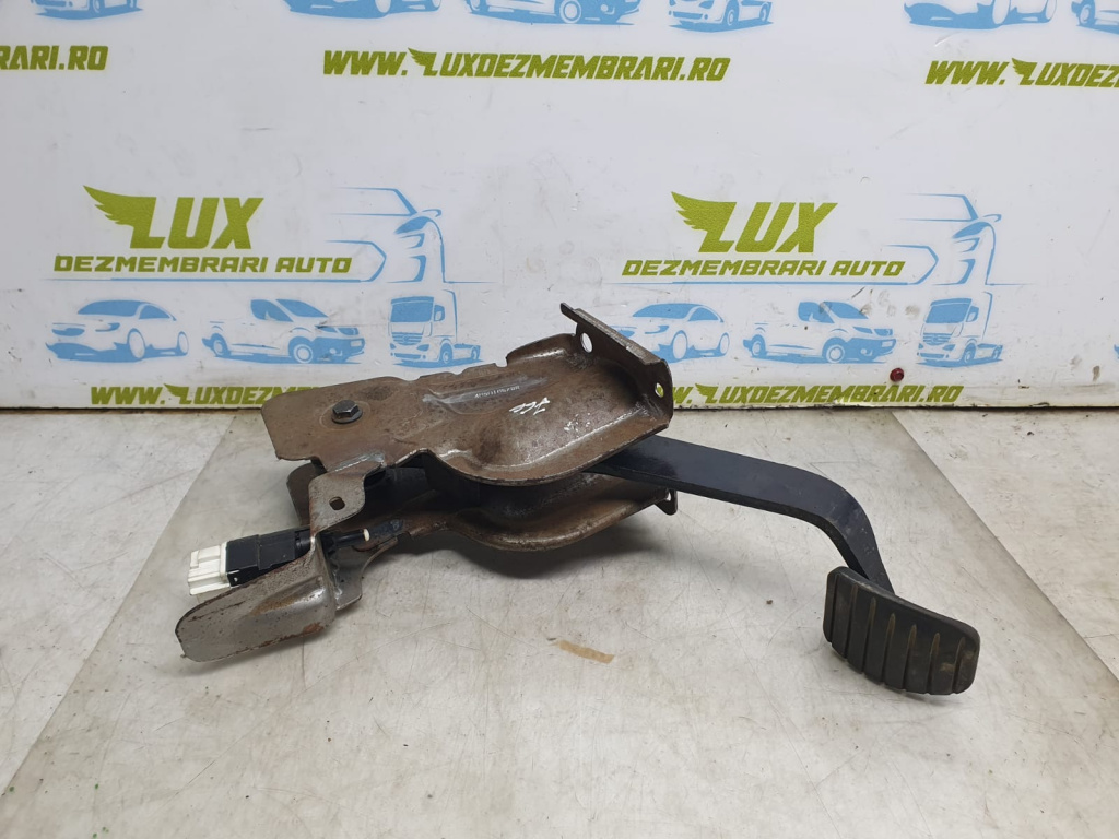 Pedala frana 465016578r Dacia Duster [facelift] [2013 - 2017] 1.5 dci K9K858