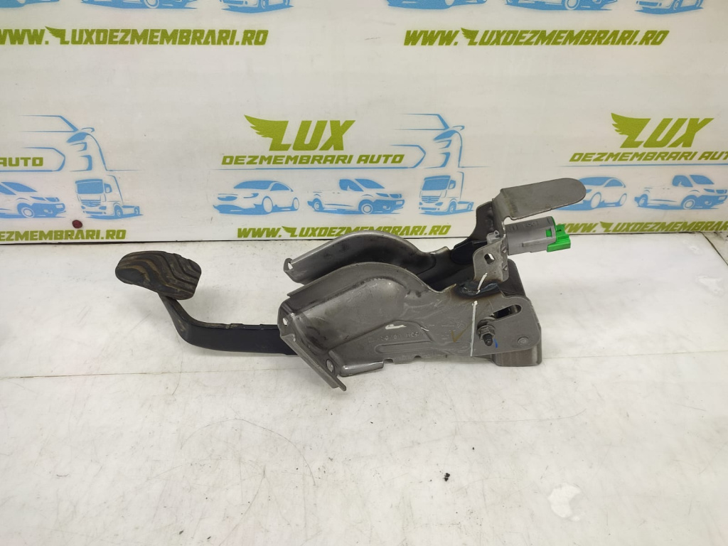 Pedala frana 465016808r Dacia Logan 3 [2020 - 2024] 1.0 tce H4D480
