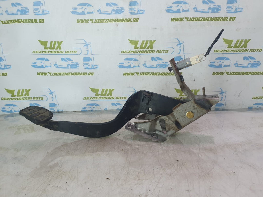 Pedala frana A4542900618 Smart Forfour [2004 - 2006]