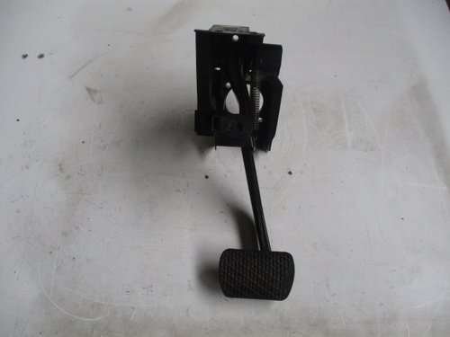 PEDALA FRANA CUTIE AUTOMATA COD 2032900719 MERCEDES BENZ C-CLASS W203 FAB. 2000 – 2007 ⭐⭐⭐...
