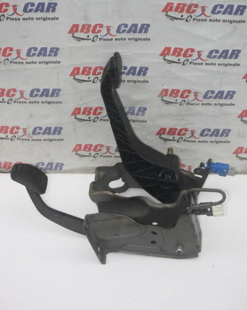 Pedala frana Dacia Duster 2010-2013