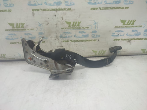 Pedala frana Toyota Hilux 7 [2005 - 2008] 2.5 2KD-FTV