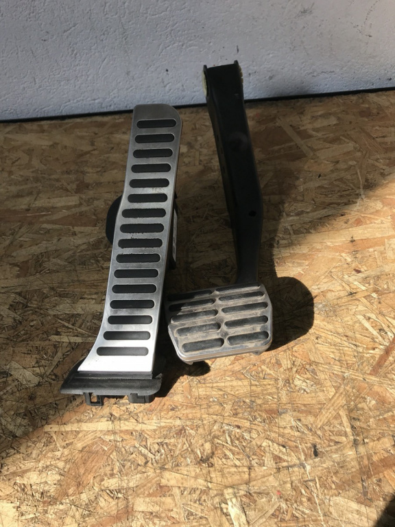 Pedale aluminiu sport Passat B7 Alltrack combi 2014 (1k1723503AK)