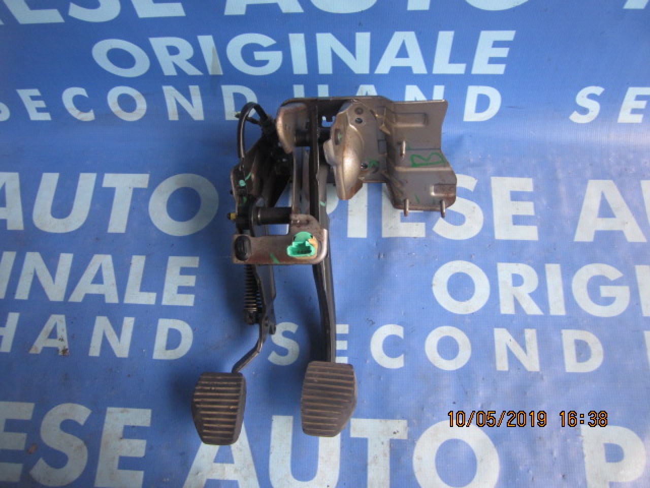 Pedalier Peugeot 207 1.6 16v VTI; 9680547680