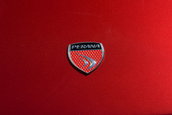 Perana Z One de vanzare