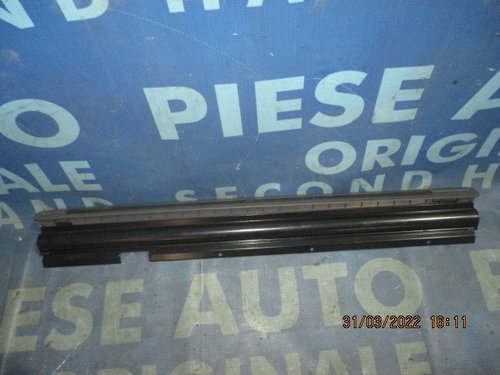 Perdele Porsche Cayenne 2004; 7L5861318A (aparatoare rupta)