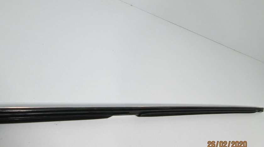 Perie crom geam usa dreapta spate Vw Phaeton an 2003-2007