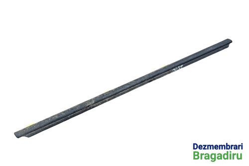 Perie exterior geam usa fata dreapta Subaru Forester [1997 - 2000] Crossover 5-usi 2.0 MT (125 hp) (...
