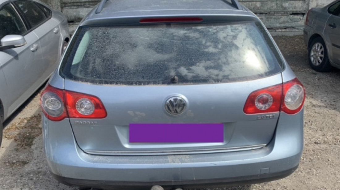 Perie exterior geam usa spate stanga Volkswagen VW Passat B6 [2005 - 2010] wagon 5-usi 2.0 TDI MT (140 hp)