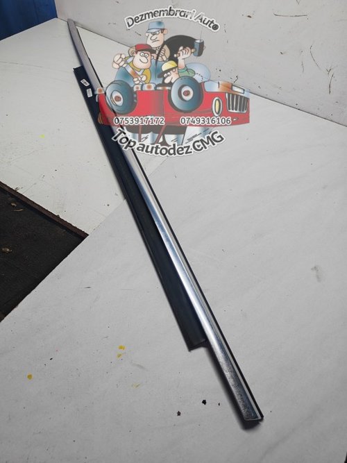 Perie geam Audi A5 8T 8t8853283C stanga fata  bandou usi crom ornament geam fata spate stanga dreapt
