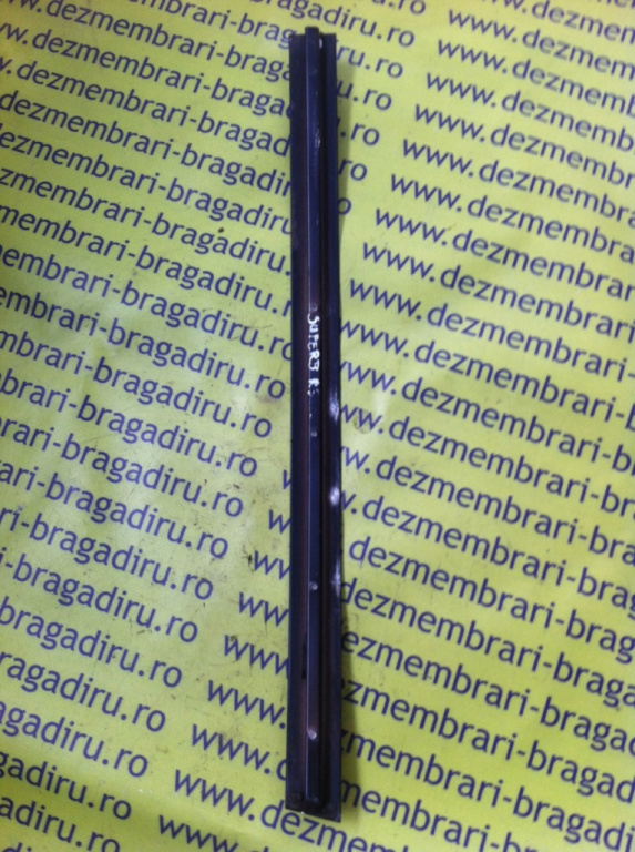 Perie interior geam usa dreapta spate Skoda Superb [2001 - 2006] Sedan 1.9 TDI MT (131 hp) (3U4)