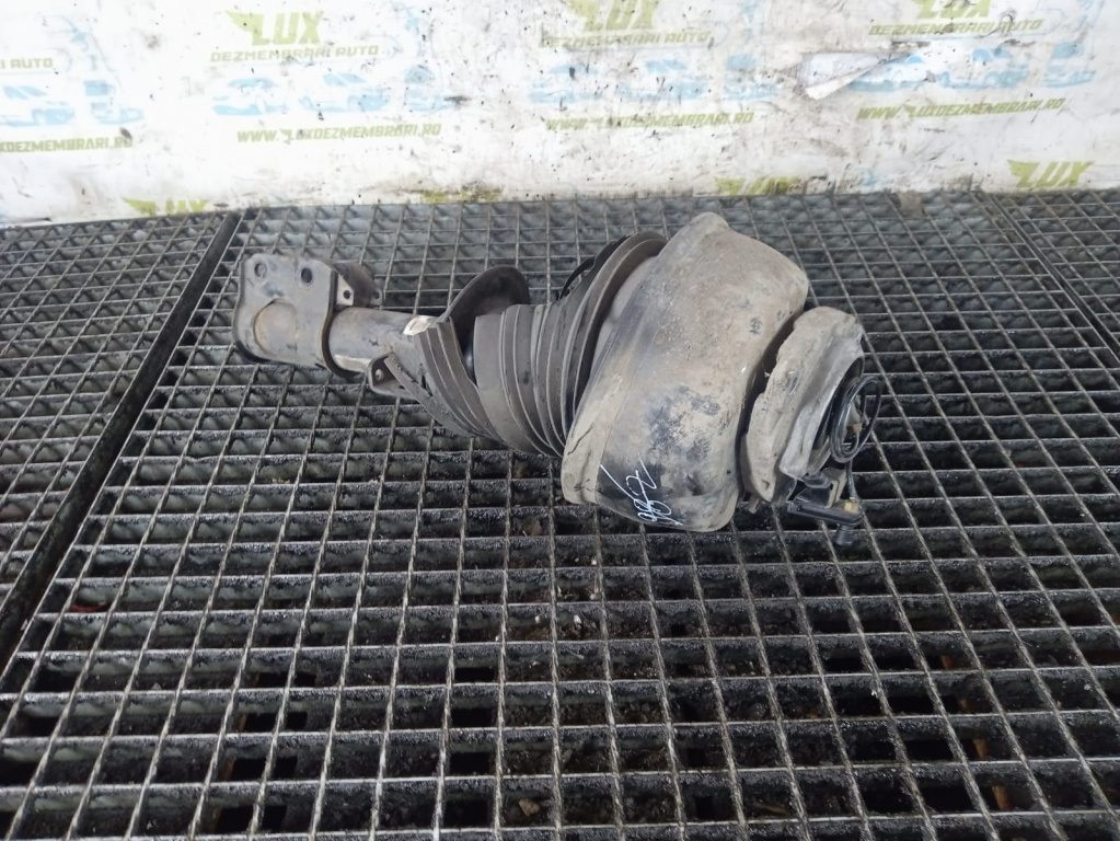 Perna aer dreapta fata A2123234700 3.0 cdi om642854 Mercedes-Benz CLS-Class C218/X218 [2011 - 2014] 3.0 cdi om642854