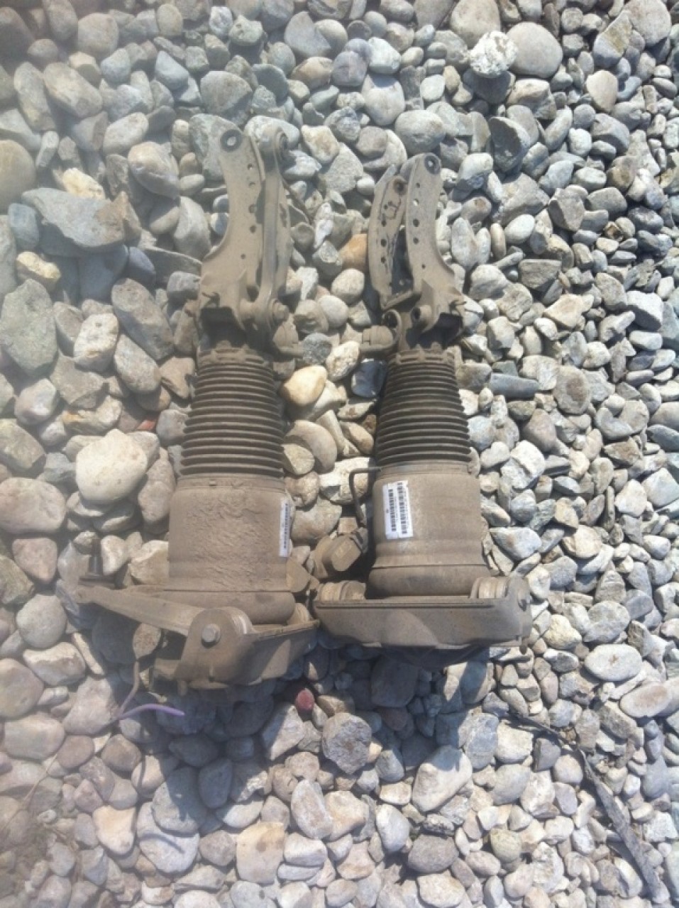 Perna Aer Dreapta Fata Cod 7l6412022ag Vw Touareg