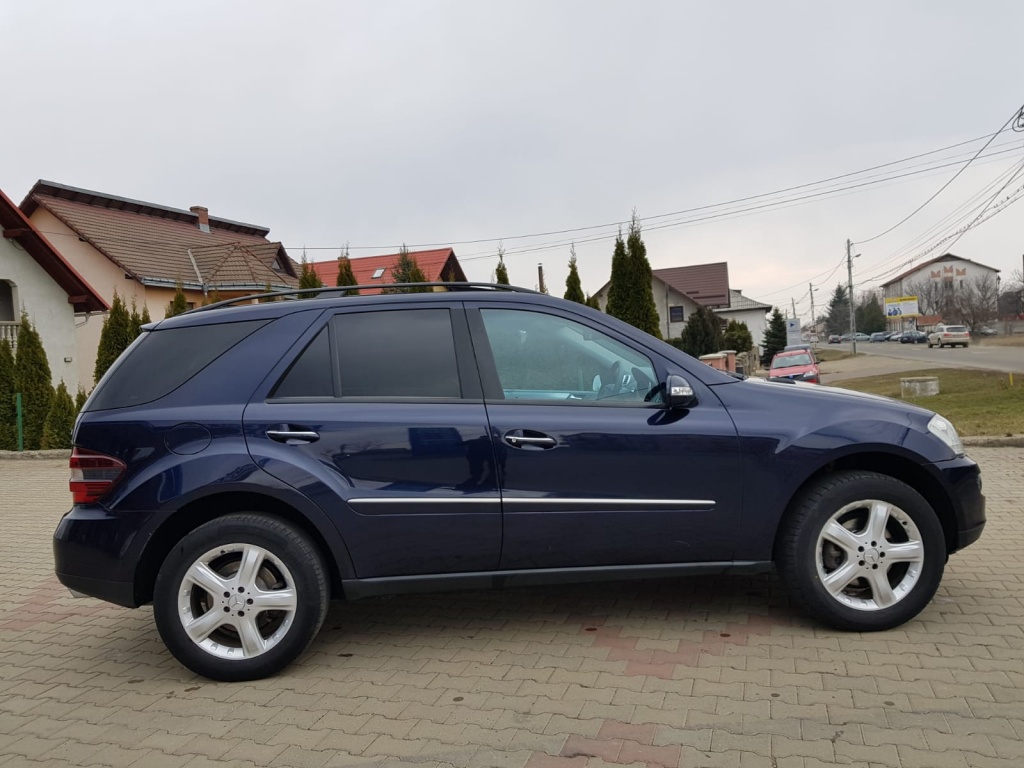 Perna aer dreapta spate Mercedes Ml 320 W 164