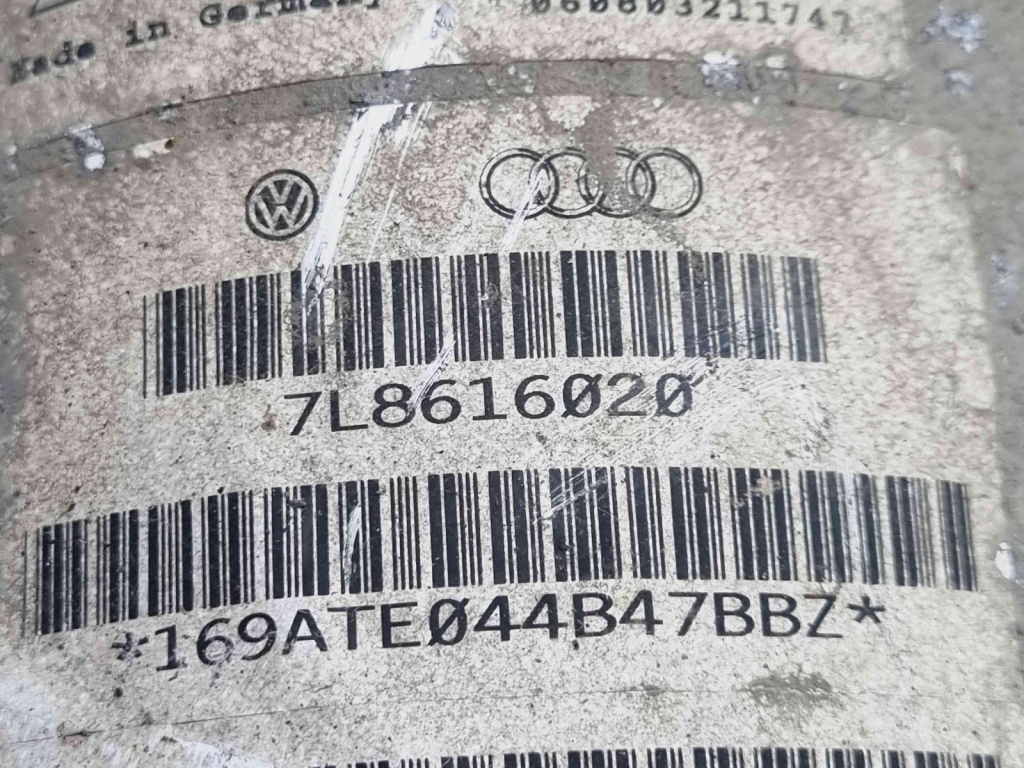 Perna aer dreapta spate Volkswagen Touareg (7LA, 7L6) [Fabr 2003-2010] 7L8616020
