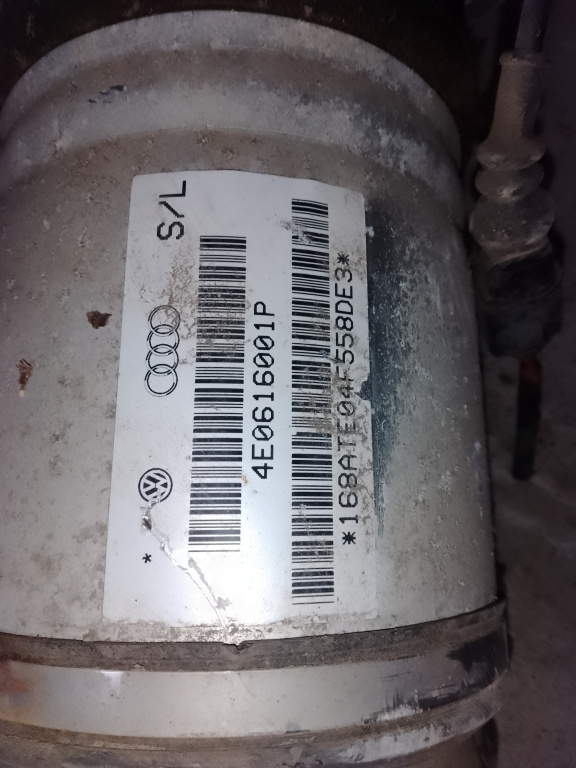 Perna aer spate stanga Audi A8 3.0 Motorina 2008