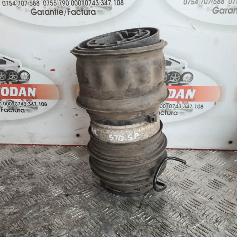 Perna aer spate stanga Rover 3.0 Motorina 2017, J8A2-5587-AC