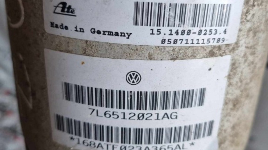 Perna aer stanga spate VW Touareg I (7L) 2.5 R5 TDI 174 cai motor BAC cod piesa : 7L6512021AG