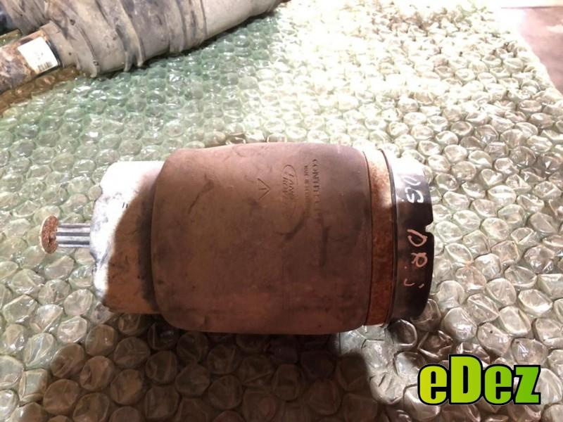 Perna de aer dreapta spate Land Rover Range Rover 4 (2005->) 3.0 td rkb000151