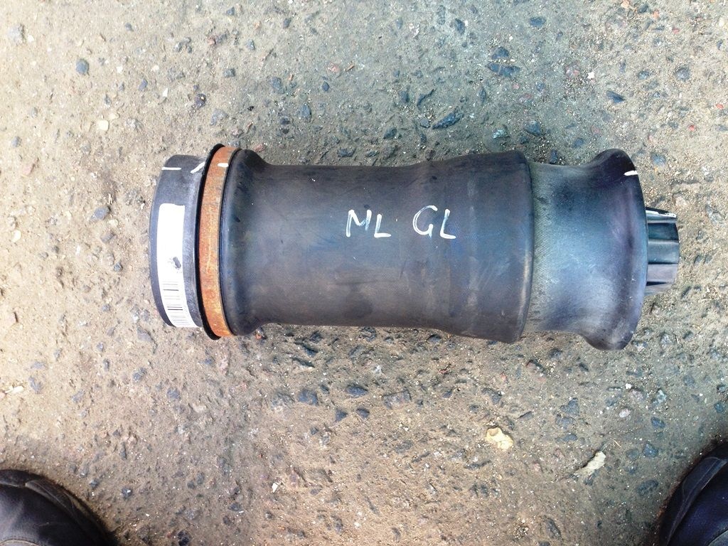 Perna dreapta spate Mercedes ML 320 cdi W164, motor 3.0 v6 ,an 2007