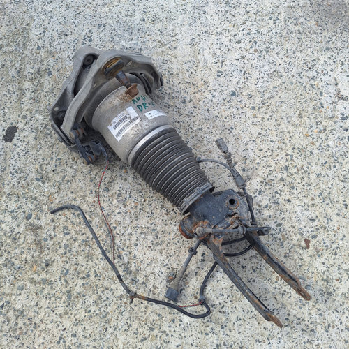 Perna Suspensie Audi Q7 (4L) 2006-2015 3.0 Tdi Bug Motorina Fata Dreapta 7L8616040, 167Ate024633302 ...