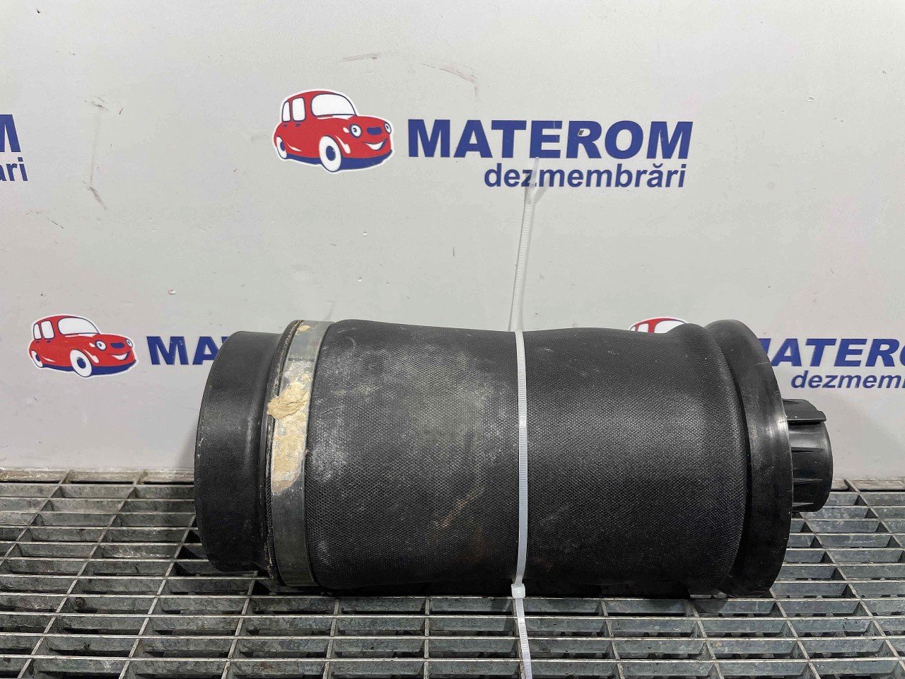 PERNE AER SUSPENSIE MERCEDES ML 3.0 CDI - (2012 2019)