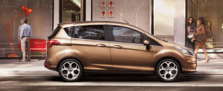 Peste 100 de comenzi Ford B-Max in Romania Peste 100 de comenzi Ford B-Max in Romania