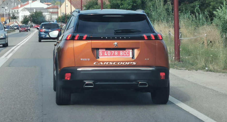 Peugeot 2008 necamuflat